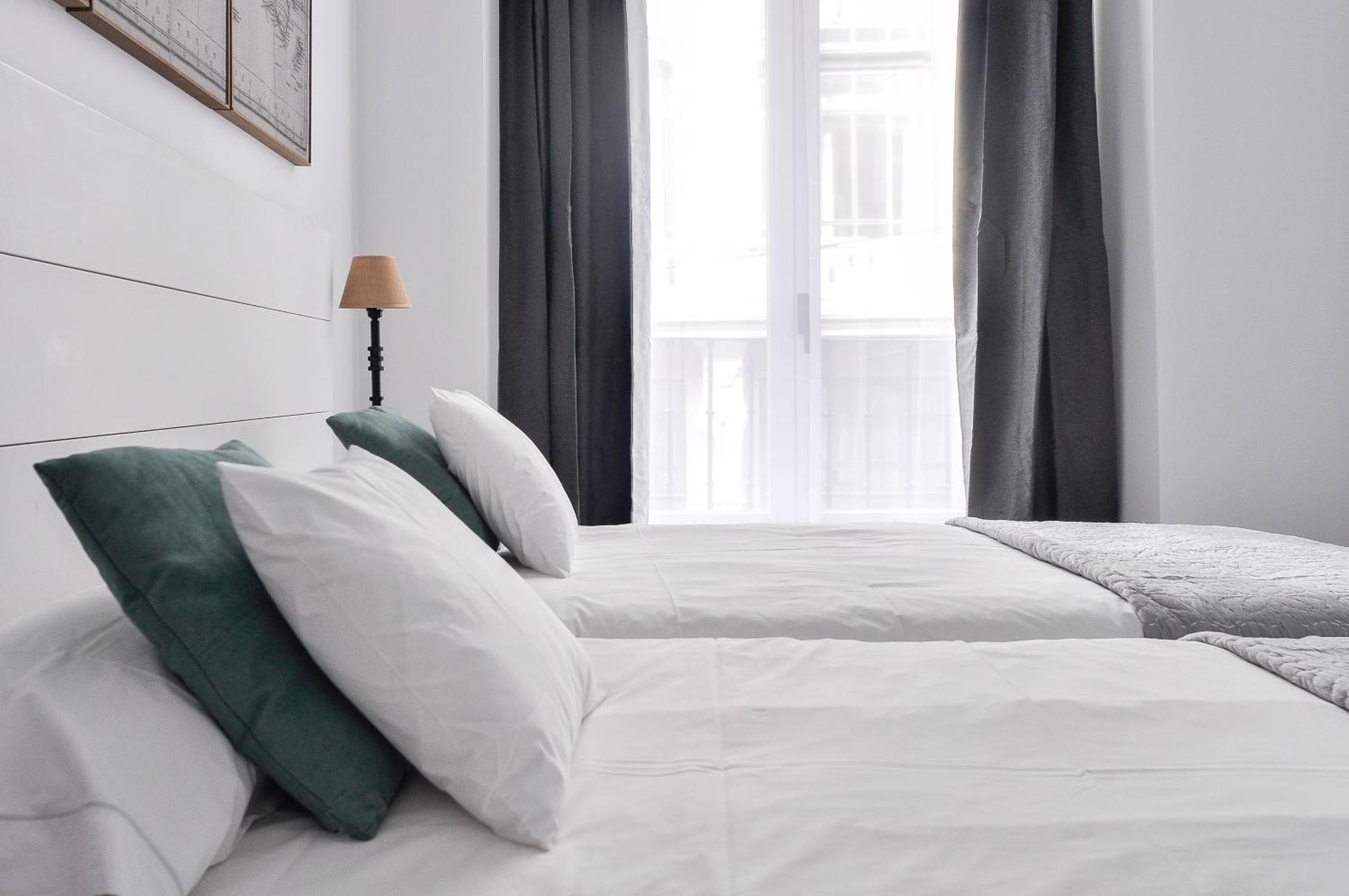 Apartamento En Puerta Del Sol 2A Madrid Bagian luar foto
